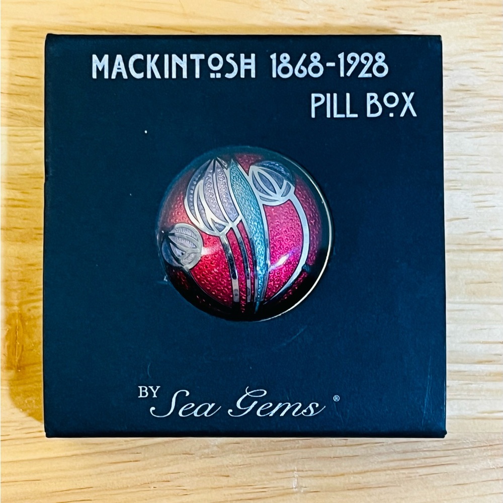 Mackintosh By Sea Gems Rose and Buds Red Pill Box Features Enamel Floral Design